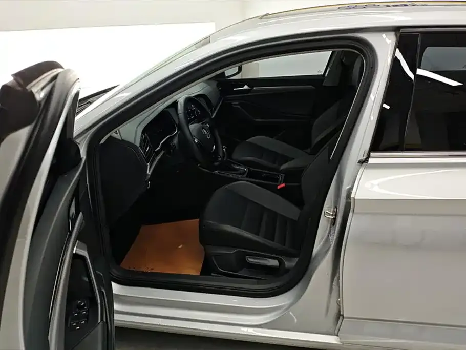 Volkswagen Sagitar 2021 из CN, фото 9