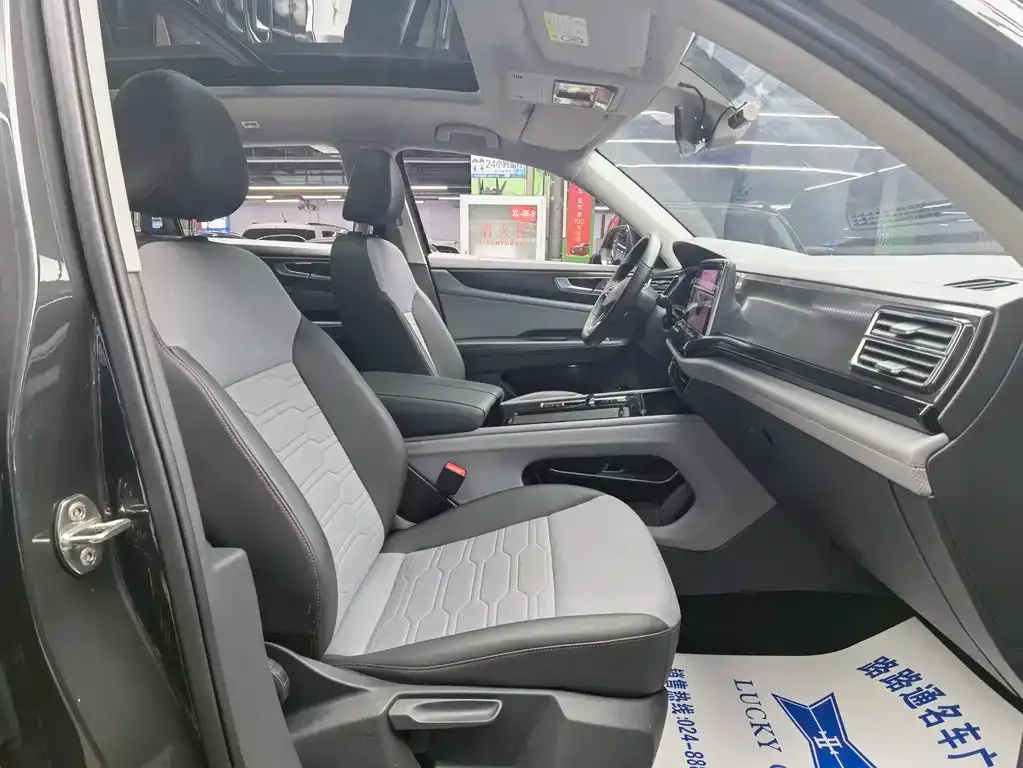 Volkswagen Teramont X 2022 из CN, фото 8