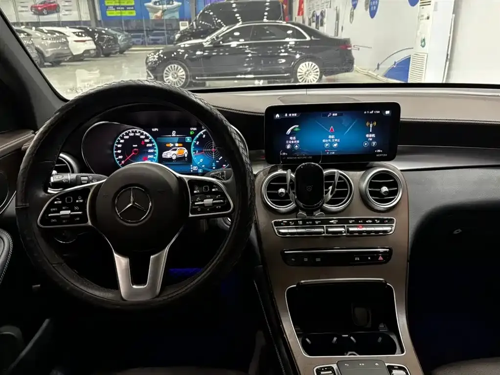 Mercedes-Benz GLC 2022 из CN, фото 10