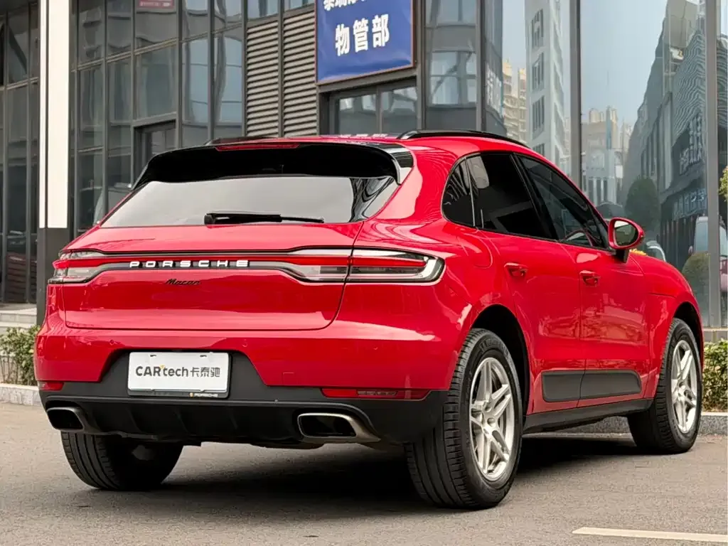 Porsche Macan — фото 5