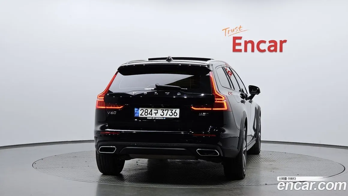 Volvo V60 2021 из KR, фото 3