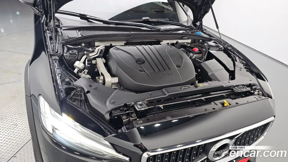 Volvo V60 2021 из KR, фото 6