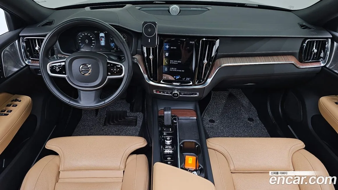 Volvo V60 2021 из KR, фото 9