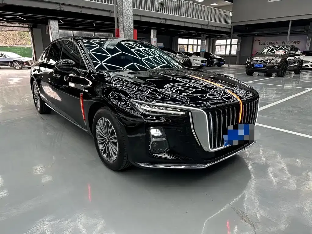 Hongqi H5 — фото 2