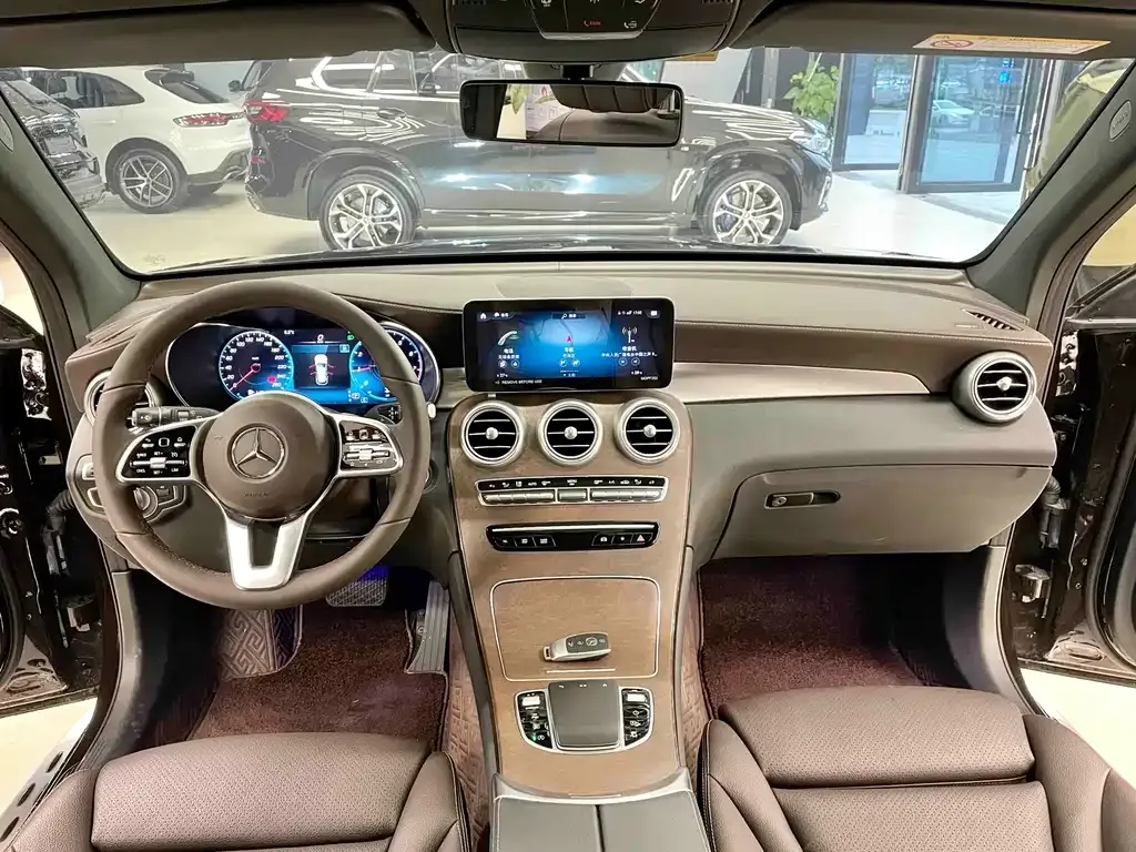 Mercedes-Benz GLC 2023 из CN, фото 10