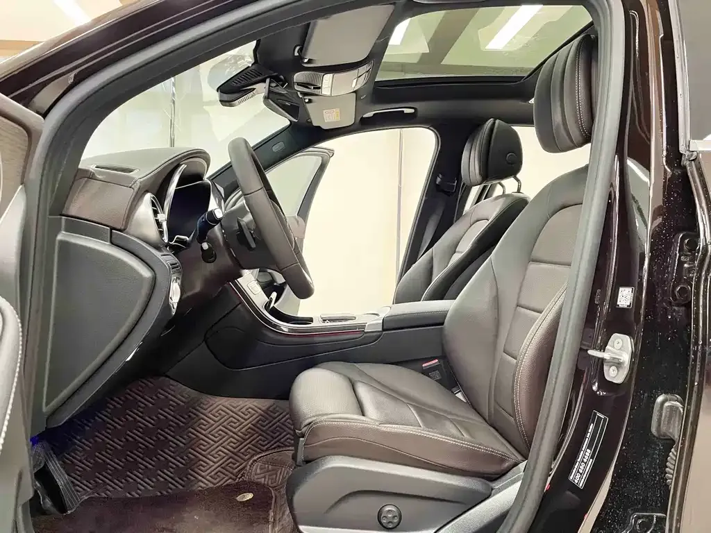Mercedes-Benz GLC 2023 из CN, фото 8