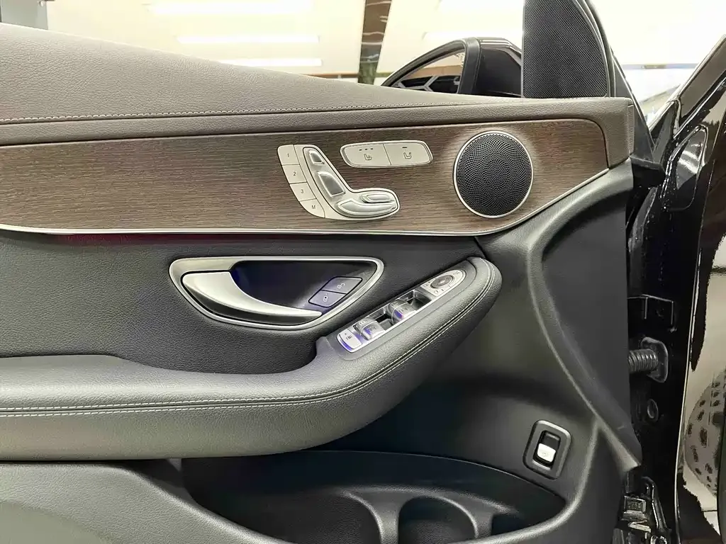 Mercedes-Benz GLC 2023 из CN, фото 9