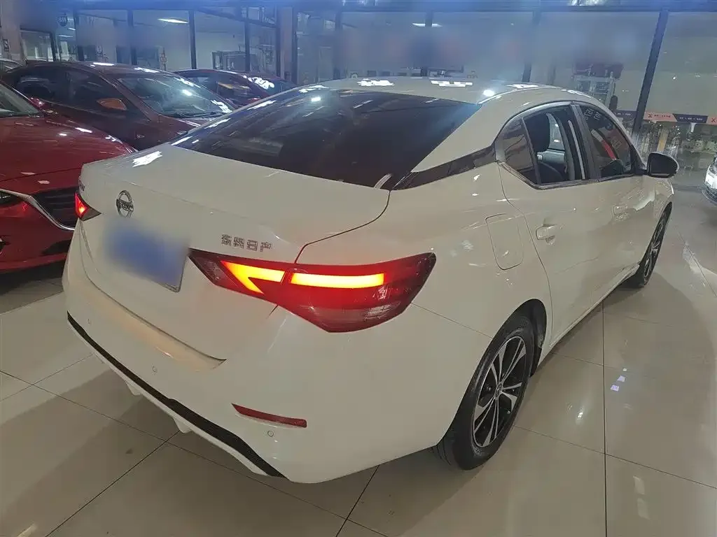 Nissan Sylphy 2023 из CN, фото 4