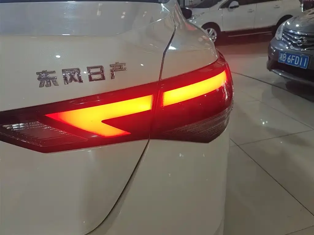 Nissan Sylphy 2023 из CN, фото 3