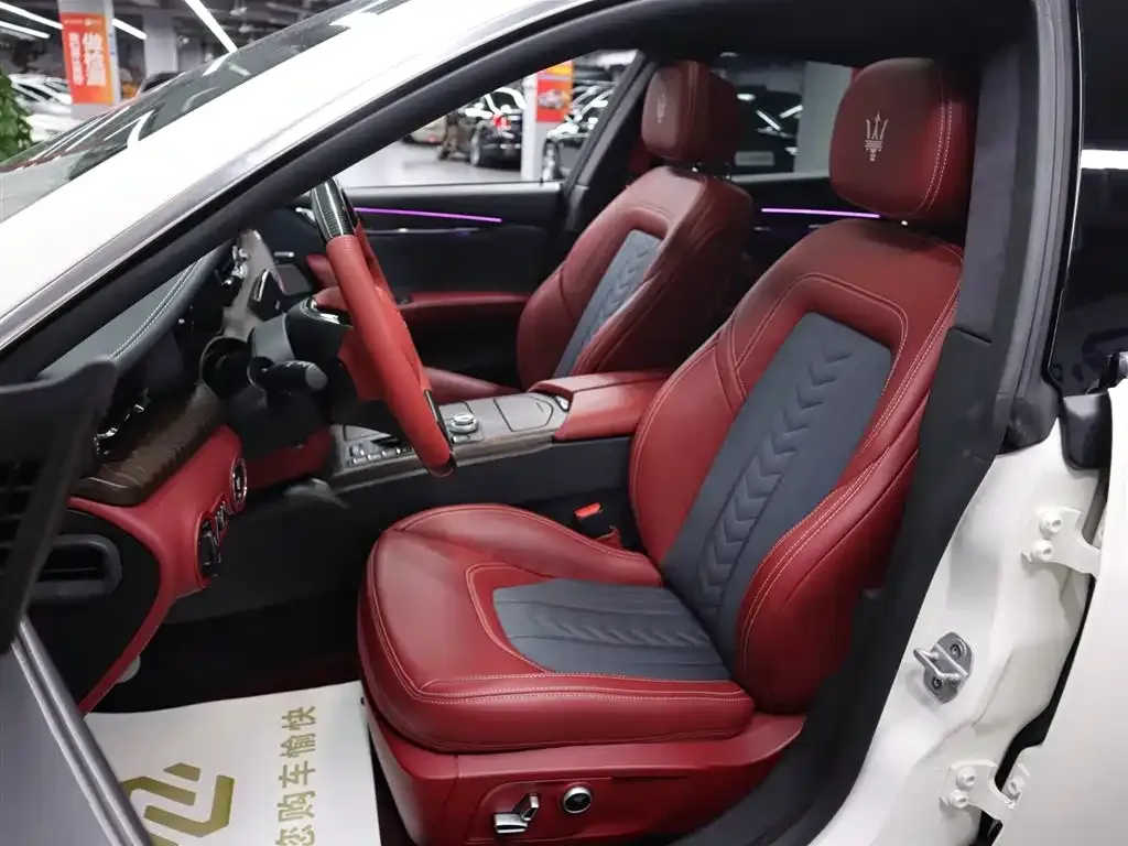 Maserati Quattroporte 2022 из CN, фото 6