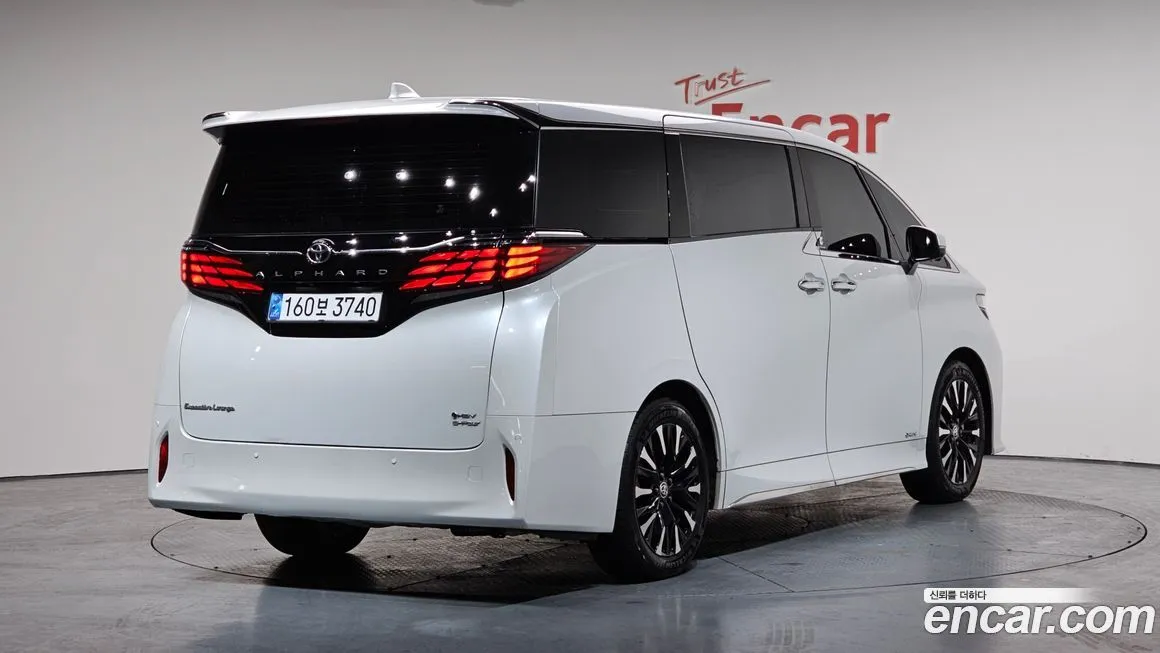 Toyota Alphard 2024 из KR, фото 2
