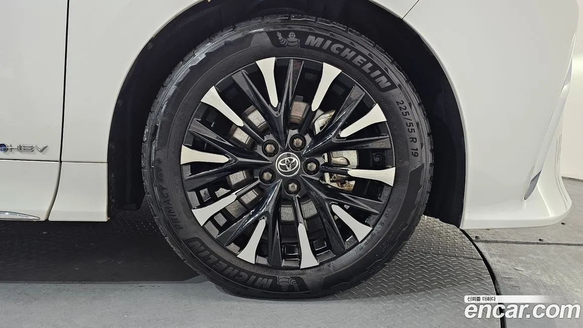 Toyota Alphard 2024 из KR, фото 5