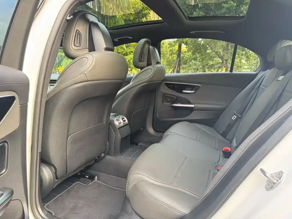 Mercedes-Benz C-Class 2023 из CN, фото 6