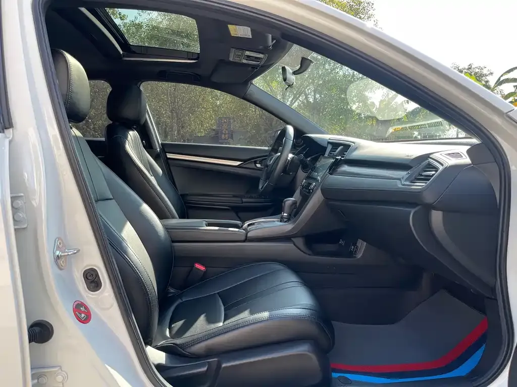 Honda Civic 2022 из CN, фото 8