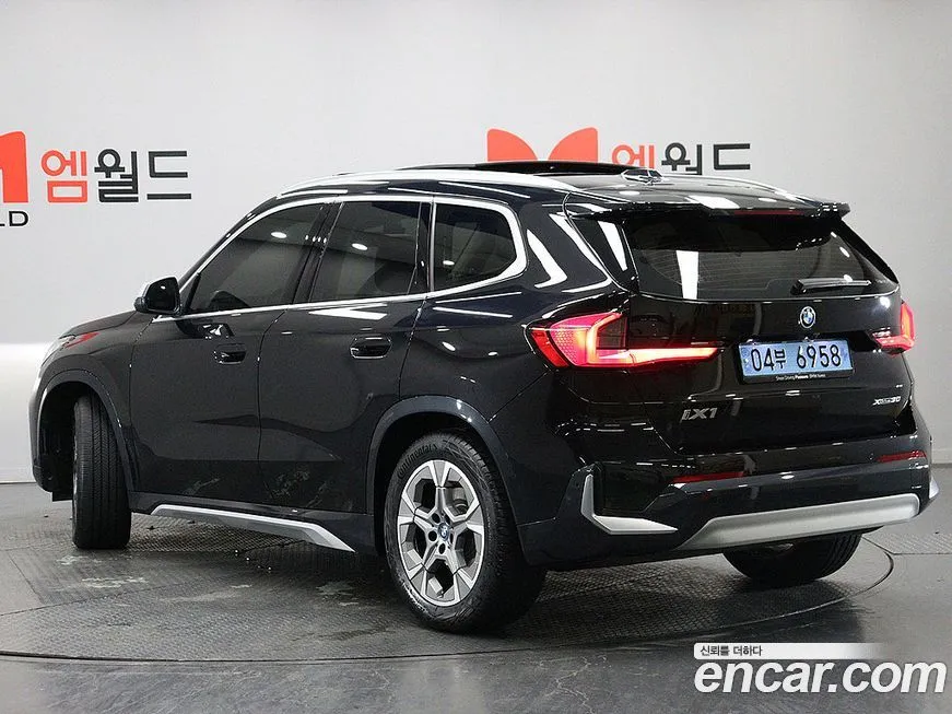 BMW iX1 2024 из KR, фото 4