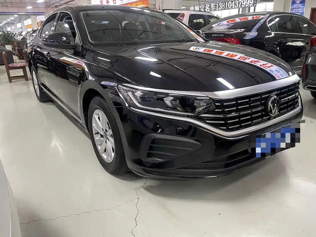 Volkswagen Passat 2023 из CN, фото 1