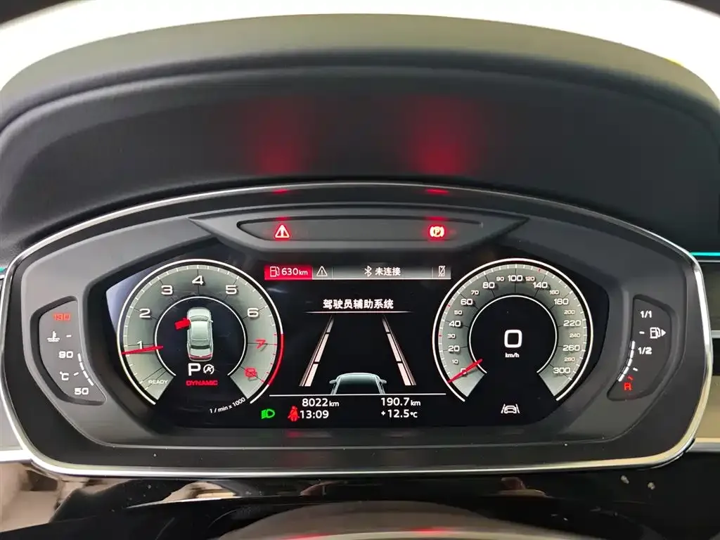 Audi A8 2025 из CN, фото 10