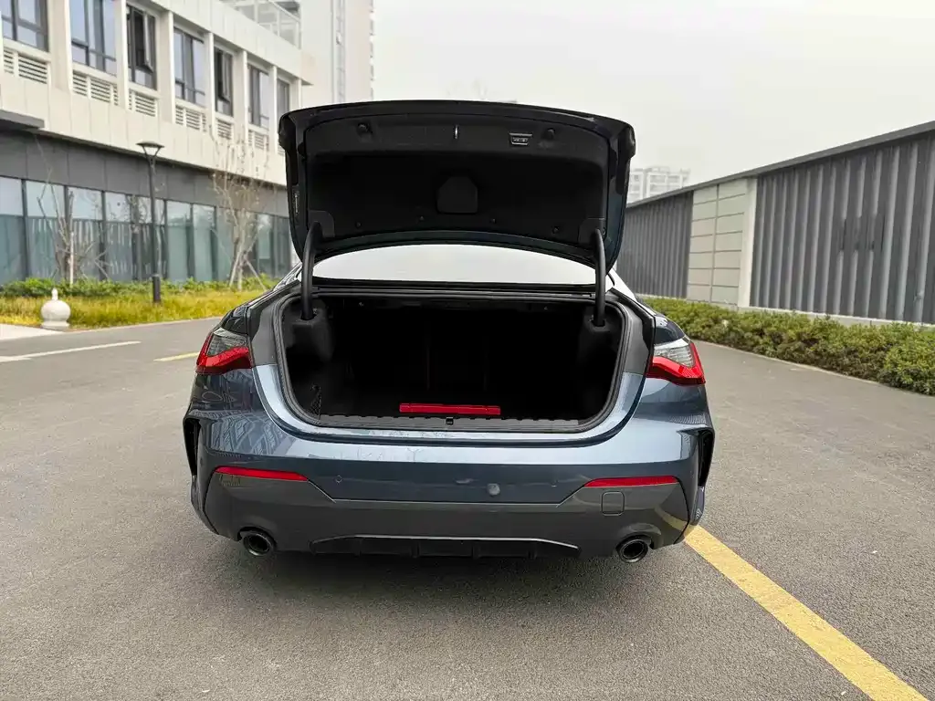 BMW 4 Series 2023 из CN, фото 3