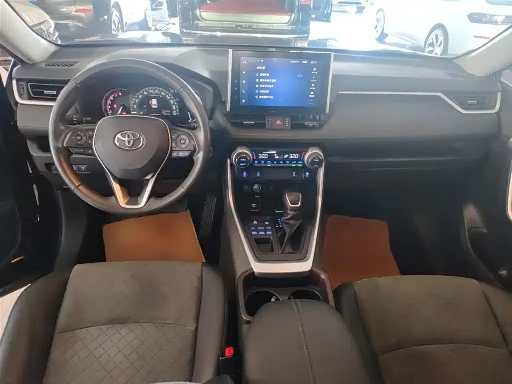Toyota RAV4 2023 из CN, фото 10