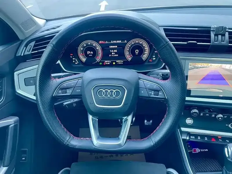 Audi Q3 — фото 6