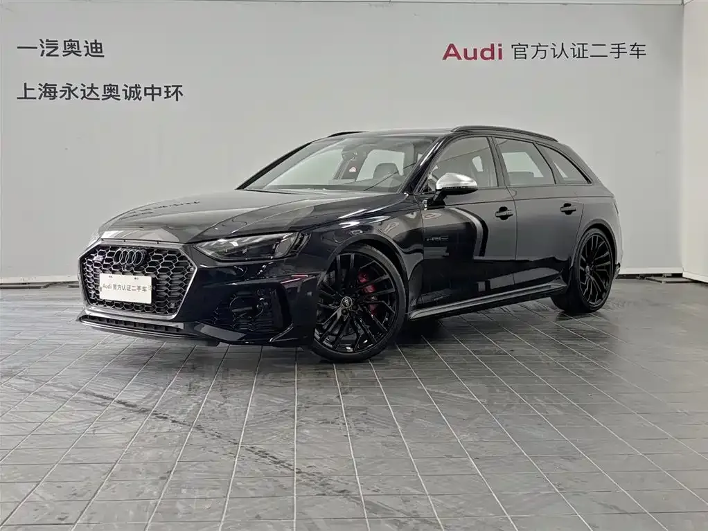 Audi RS 4 2024 из CN, фото 1