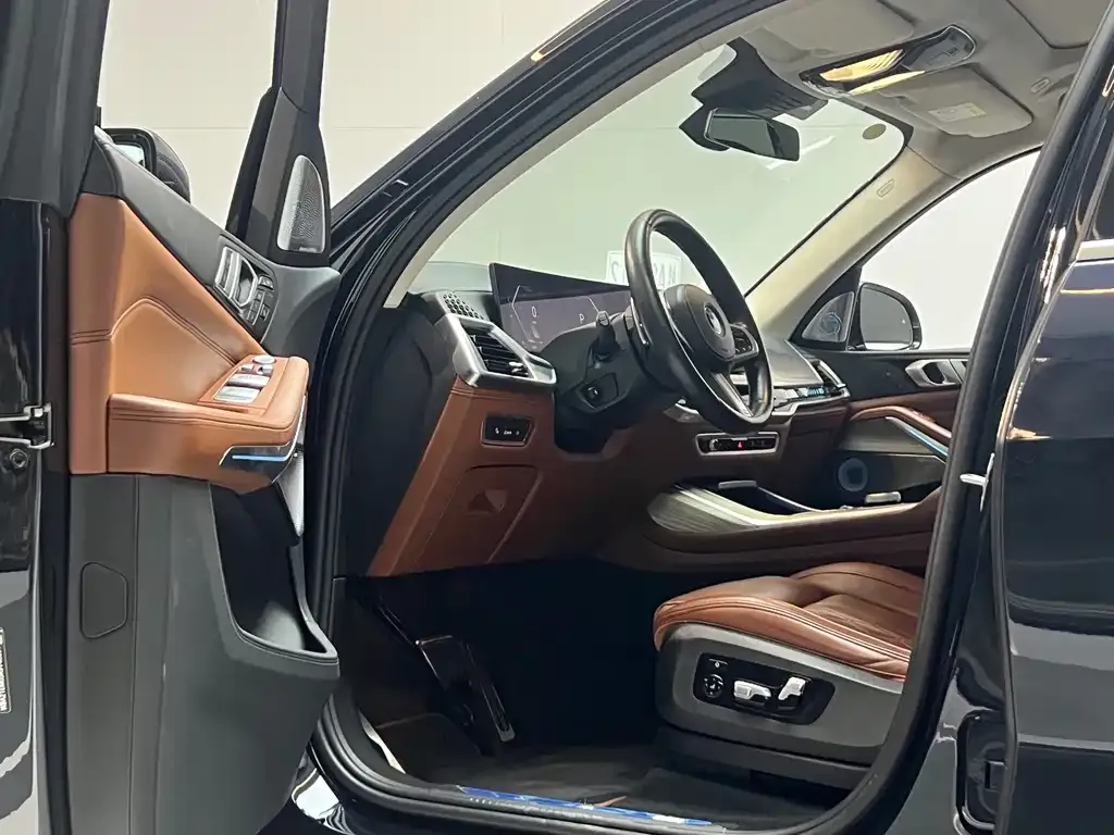 BMW X7 2024 из CN, фото 7