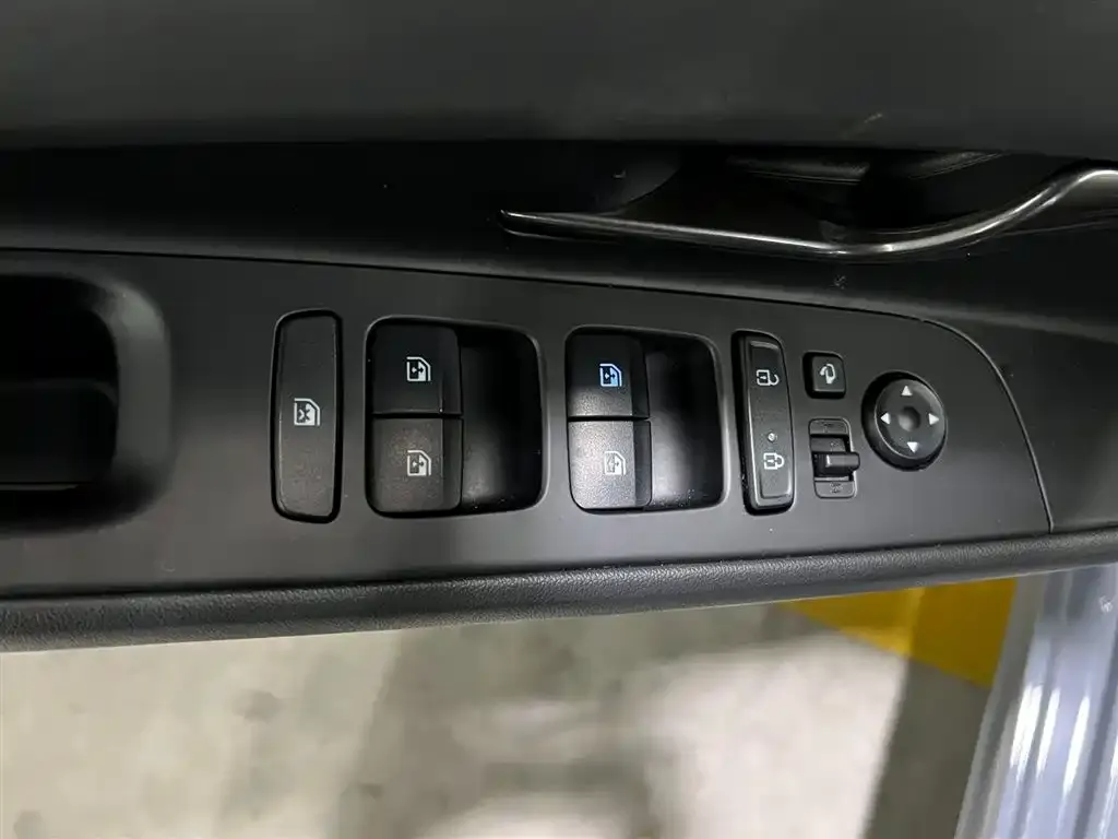 Hyundai Elantra 2022 из CN, фото 3