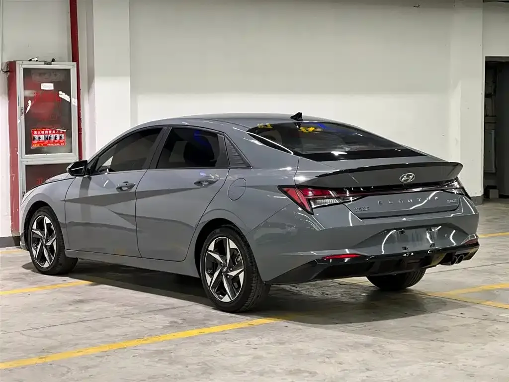Hyundai Elantra 2022 из CN, фото 5