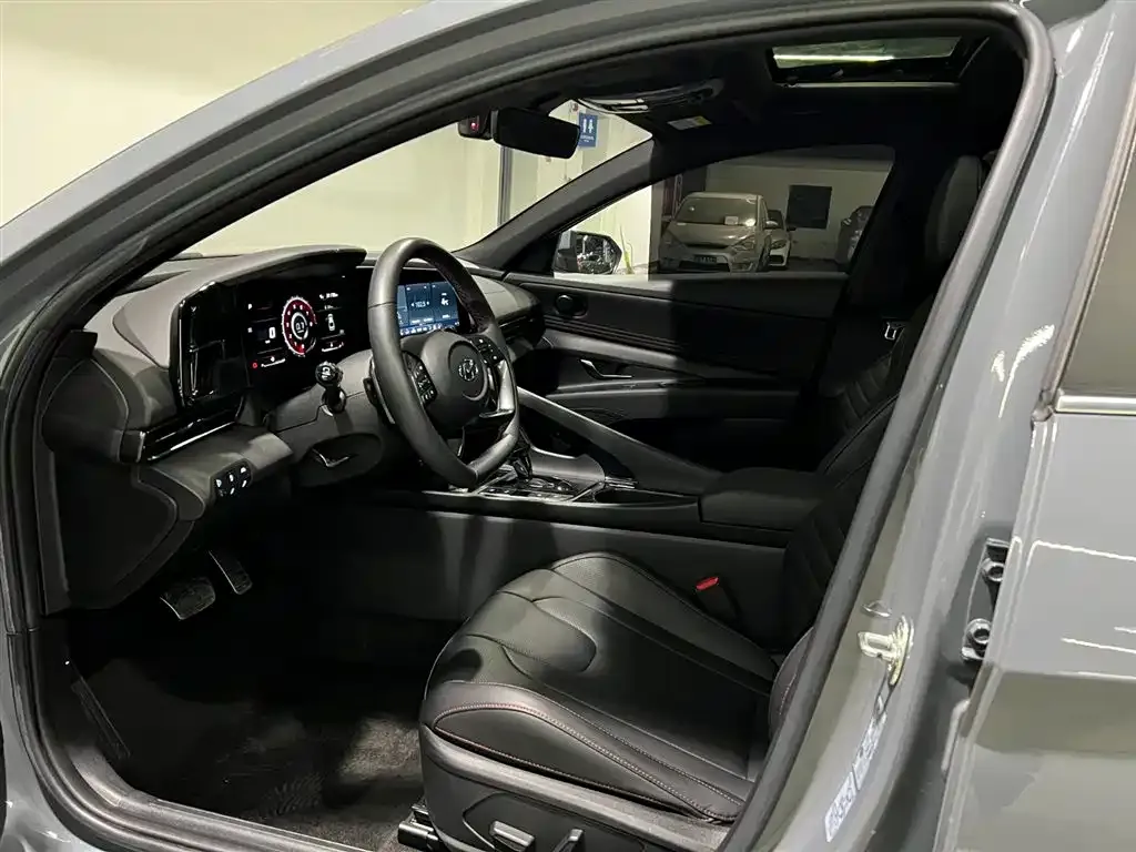 Hyundai Elantra 2022 из CN, фото 6