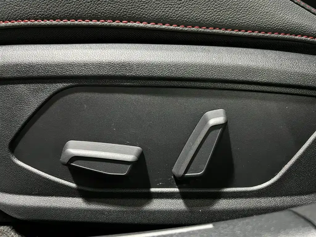 Hyundai Elantra 2022 из CN, фото 10