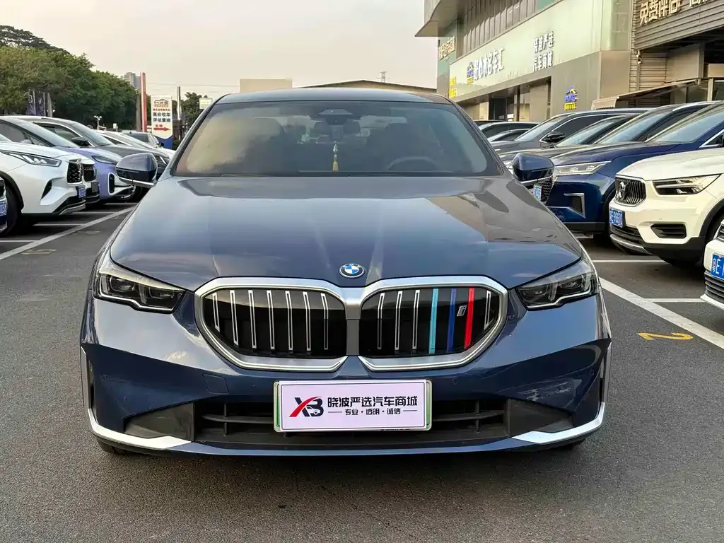 BMW i5 — фото 10