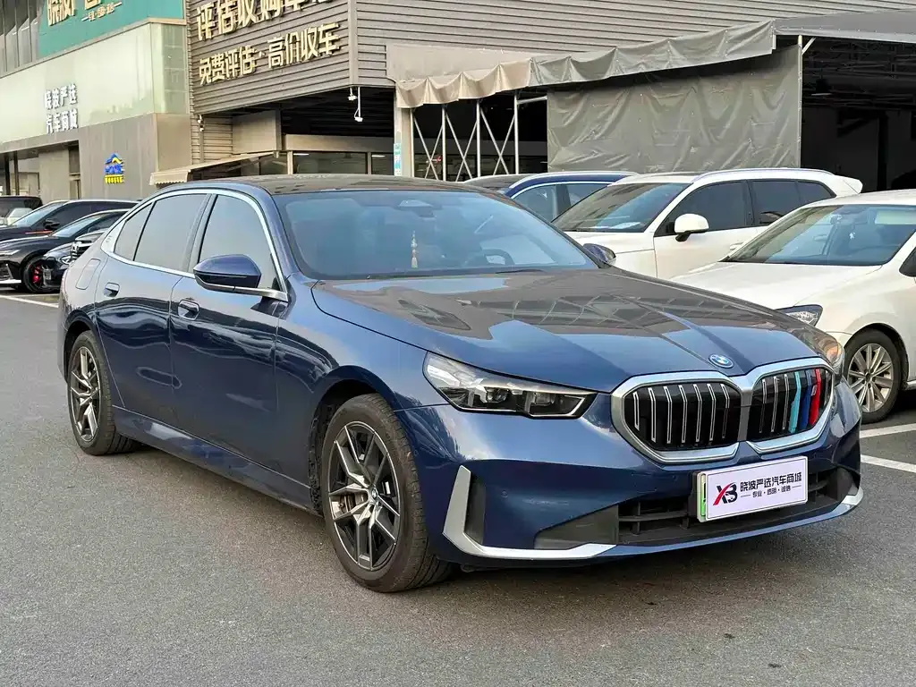 BMW i5 — фото 3