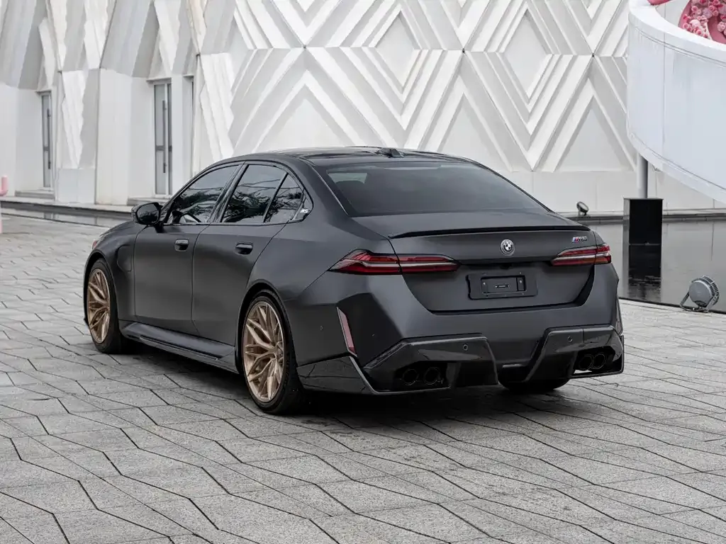 BMW M5 New Energy 2025 из CN, фото 8