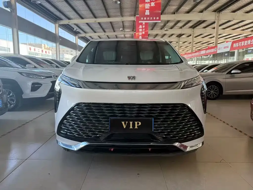 Buick Century 2023 из CN, фото 1
