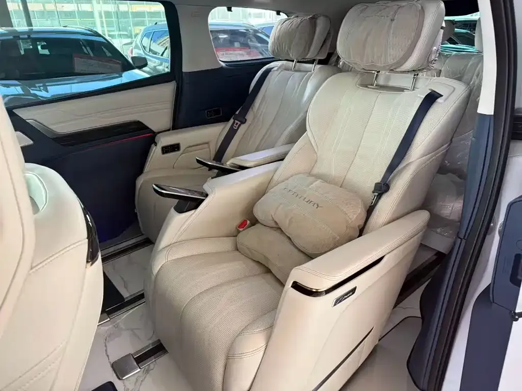 Buick Century 2023 из CN, фото 6