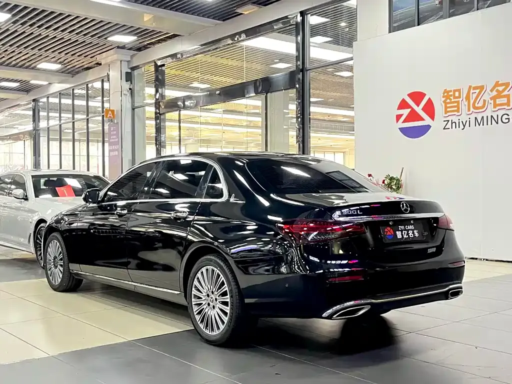 Mercedes-Benz E-Class 2023 из CN, фото 5