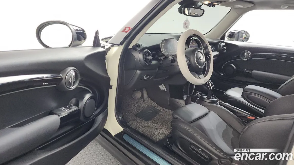 Mini Cooper 2022 из KR, фото 8