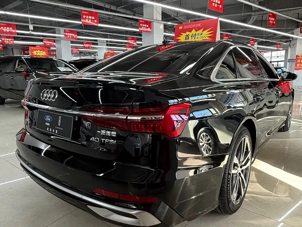 Audi A6L 2022 из CN, фото 8