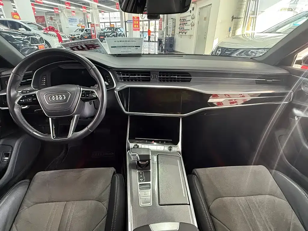 Audi A6L 2022 из CN, фото 5