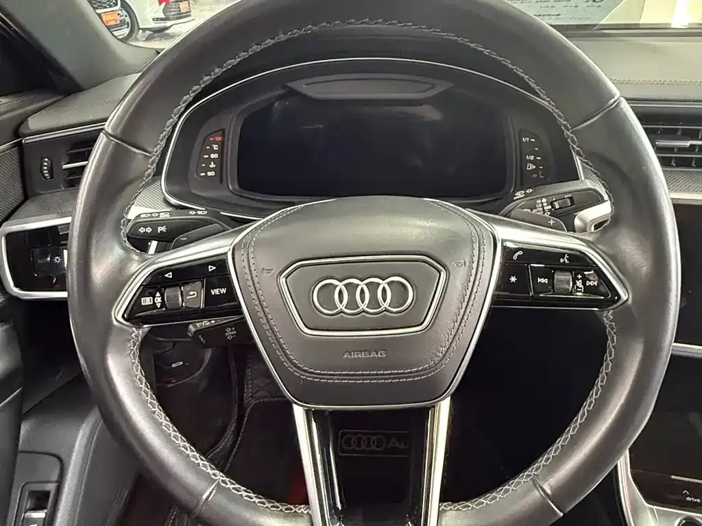 Audi A6L 2022 из CN, фото 3