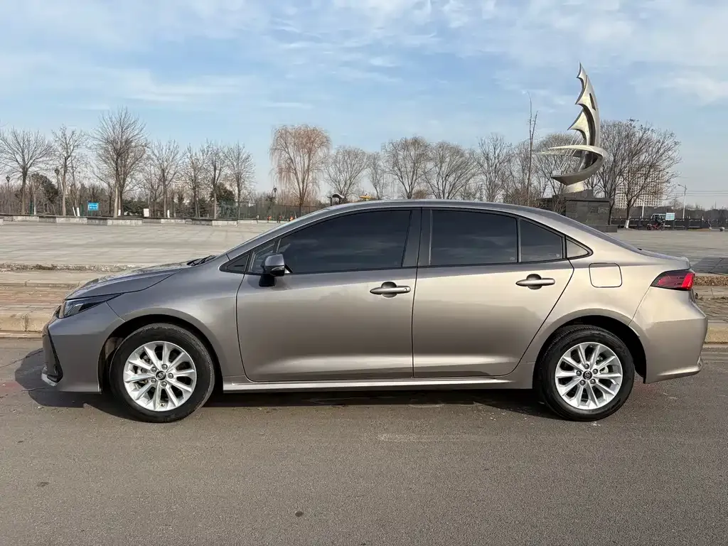 Toyota Corolla 2021 из CN, фото 4