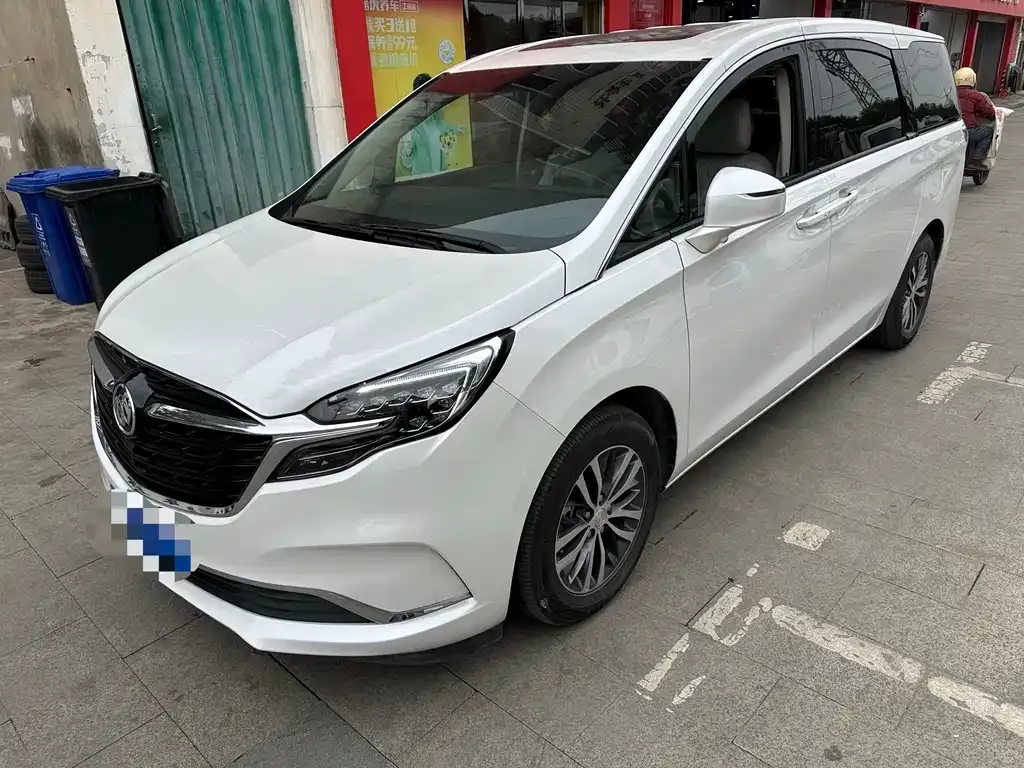 Buick GL8 2022 из CN, фото 1