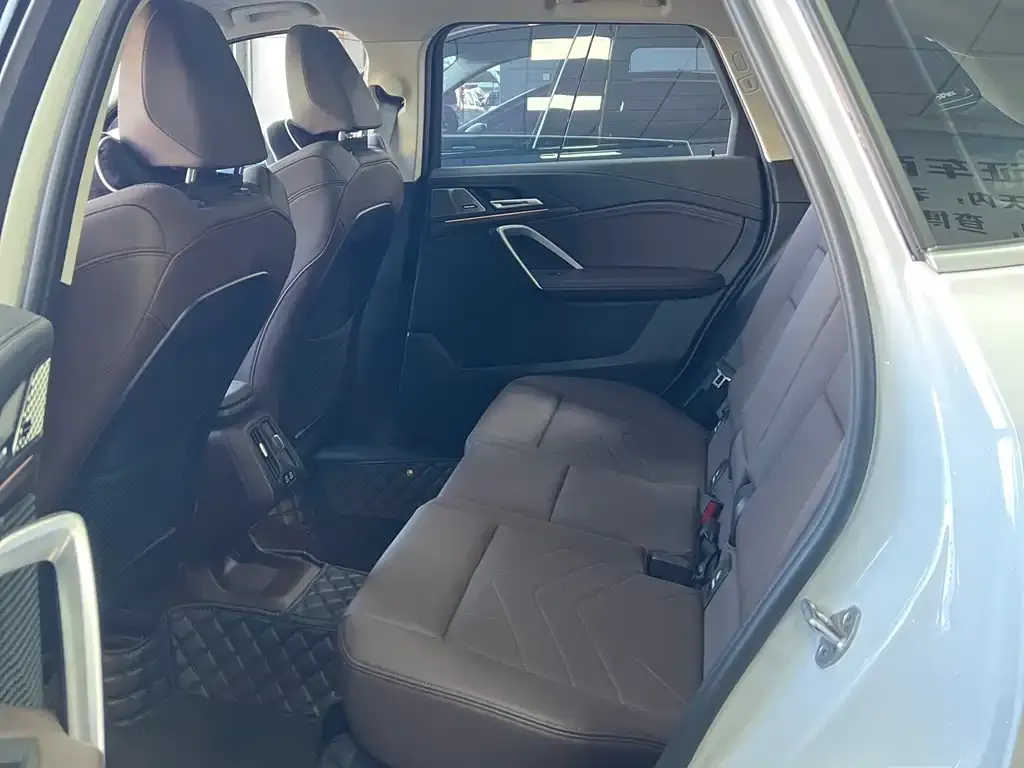 BMW X1 2023 из CN, фото 3