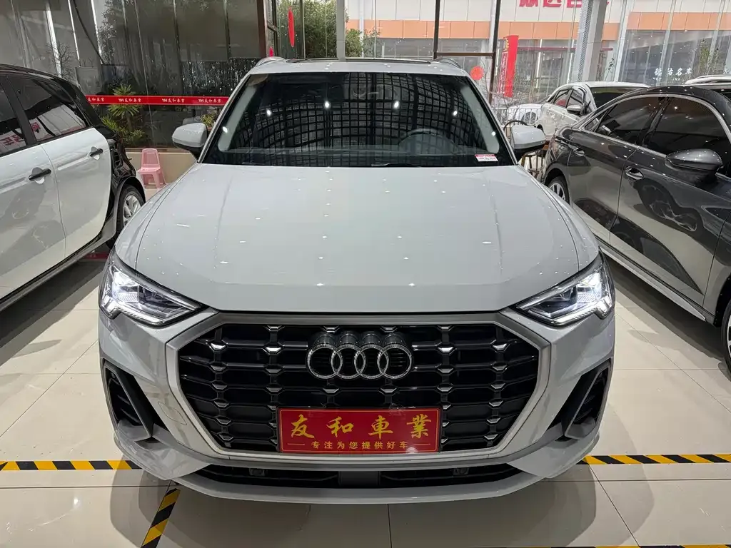 Audi Q3 2023 из CN, фото 3
