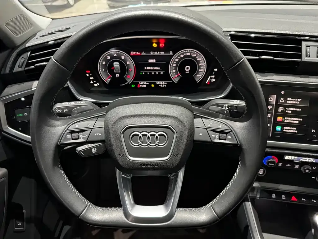 Audi Q3 2023 из CN, фото 8