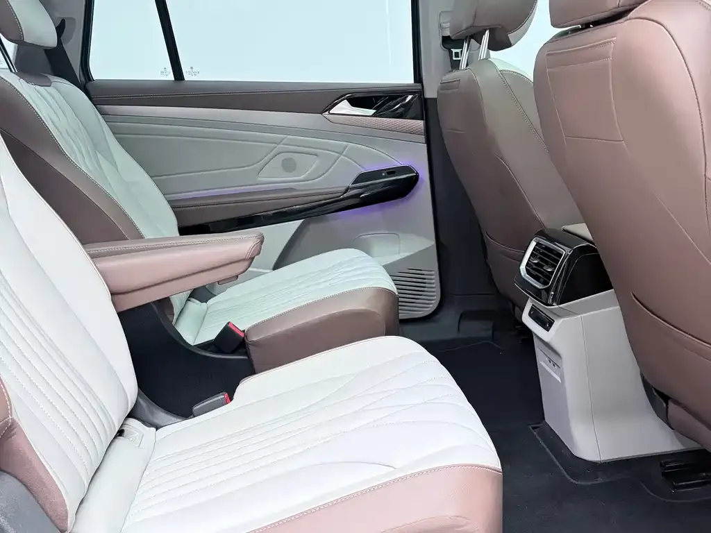 Volkswagen ID.6 X 2023 из CN, фото 4