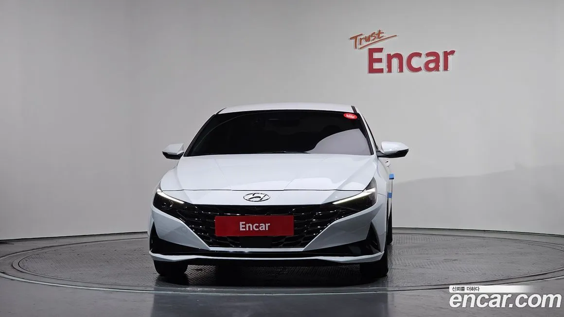Hyundai AVANTE — фото 2