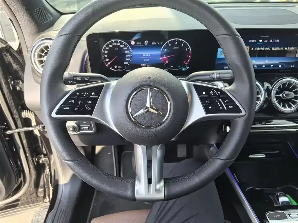 Mercedes-Benz GLB 2025 из CN, фото 3