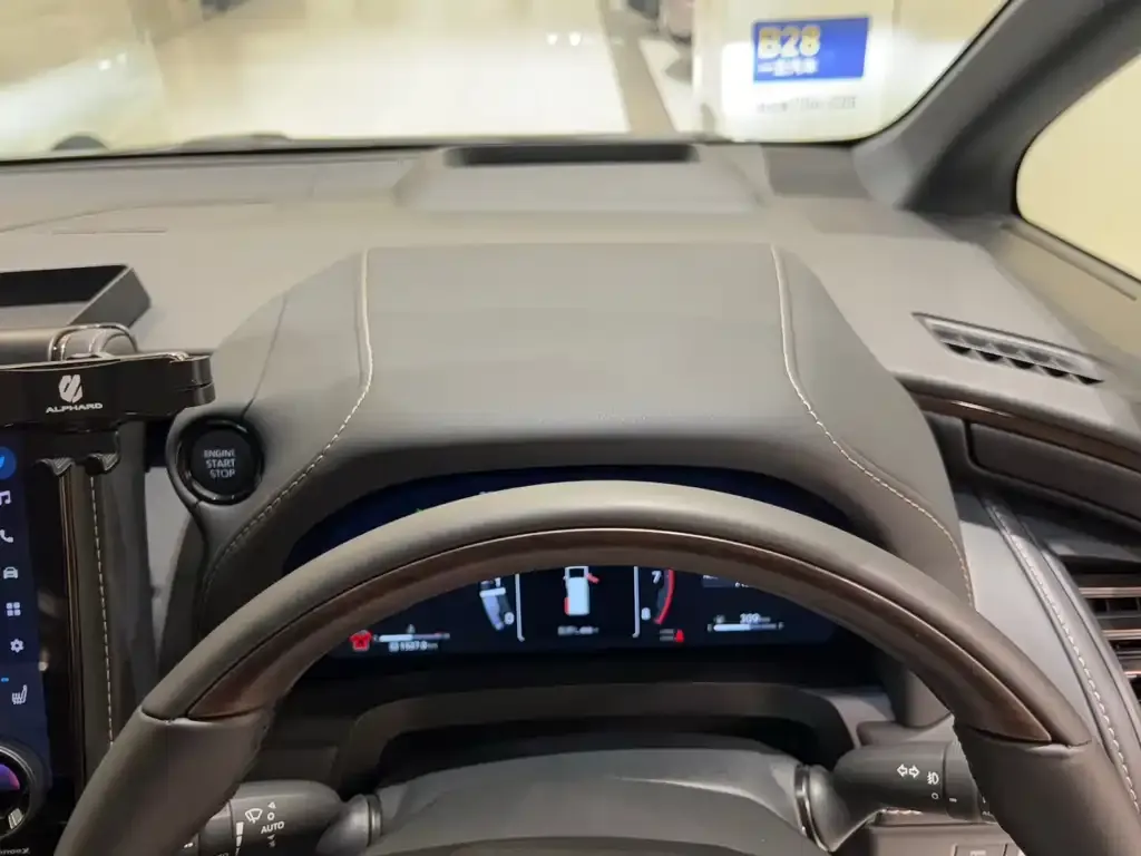 Toyota Alphard 2025 из CN, фото 7