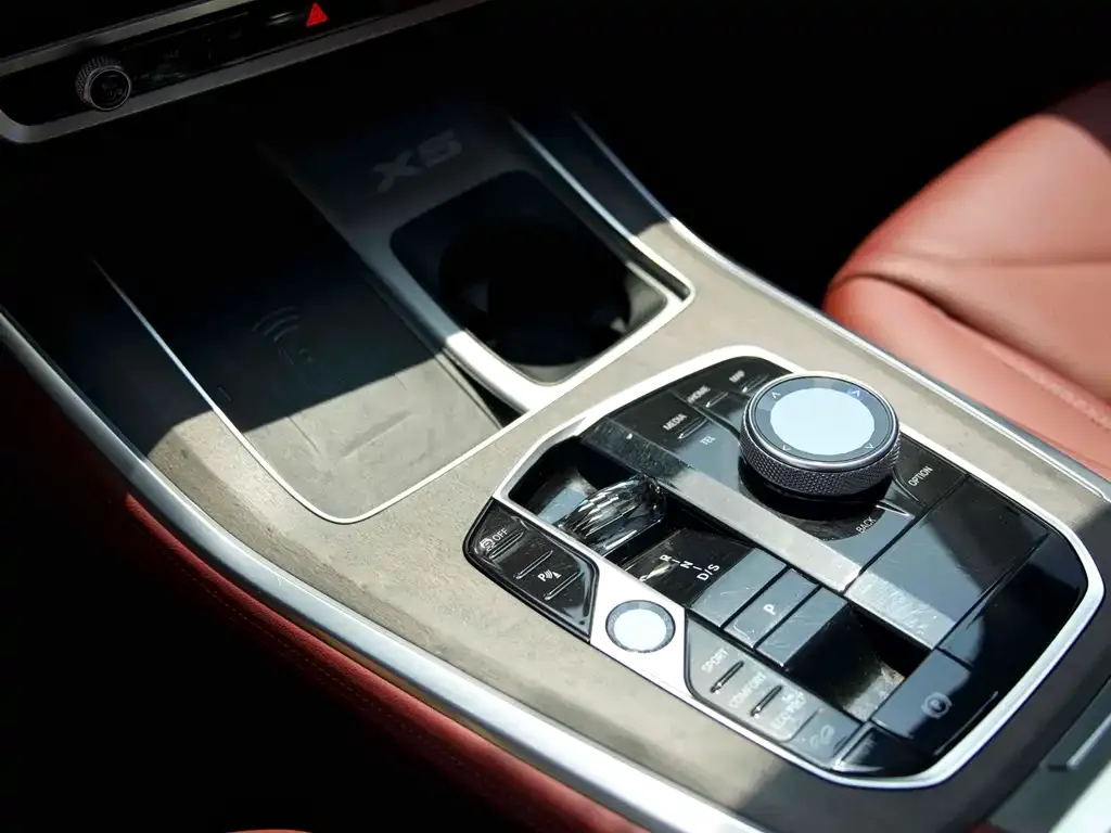BMW X5 2024 из CN, фото 4